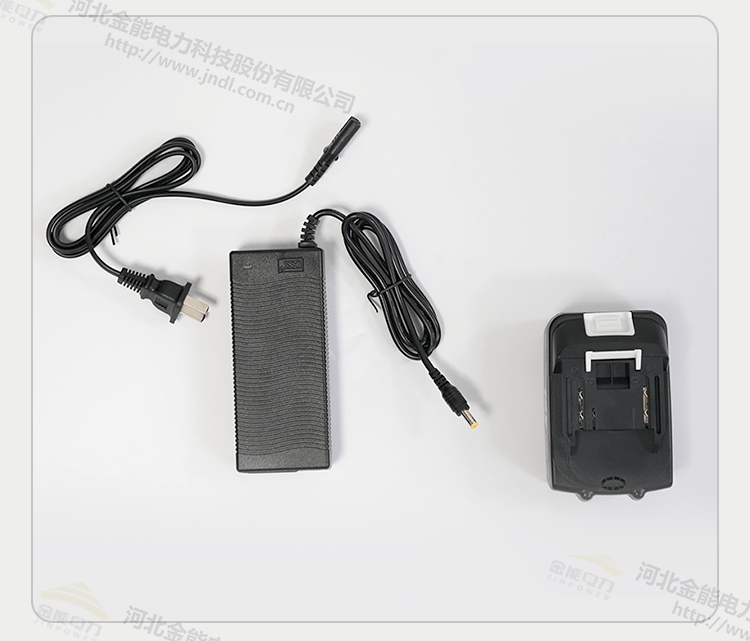 工程耐用款電動(dòng)線(xiàn)纜剪_11.png